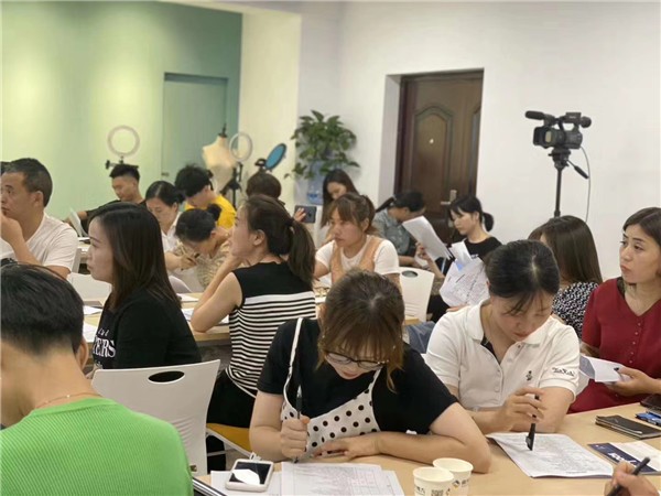 南京抖音电商运营培训专业培训（2023持续更新）--阿克塞